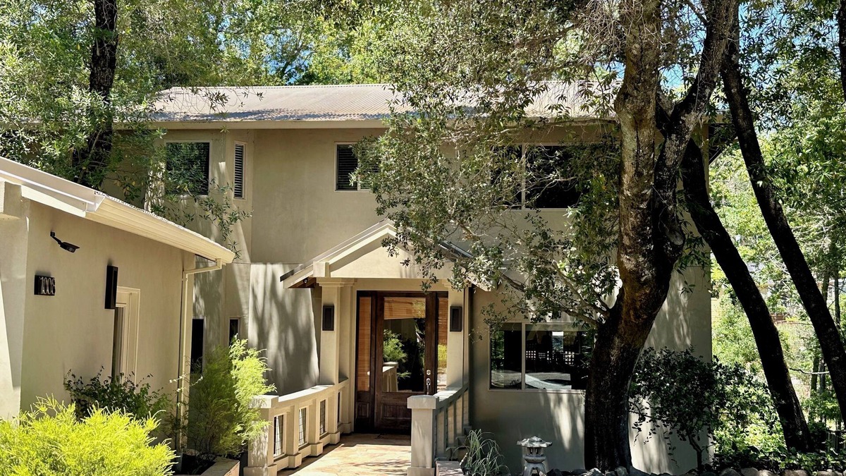 Glen Ellen House | Sonoma Valley, Glen Ellen Secluded Wine Country Sophistication
