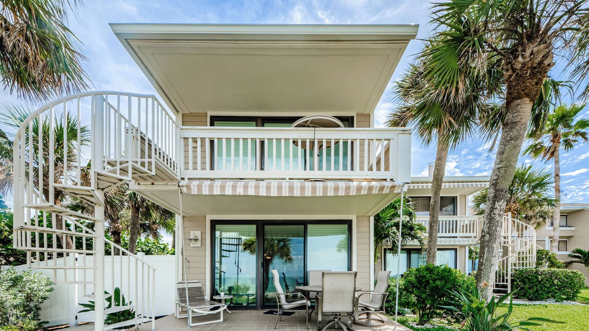 Belleair Beach Condo | Sonrisa 1 - | Beachfront Condo in Belleair Beach
