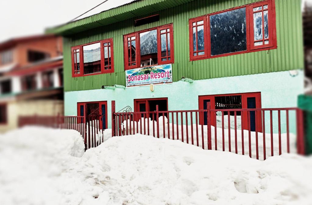 Laripora House | Sonsar Guest house