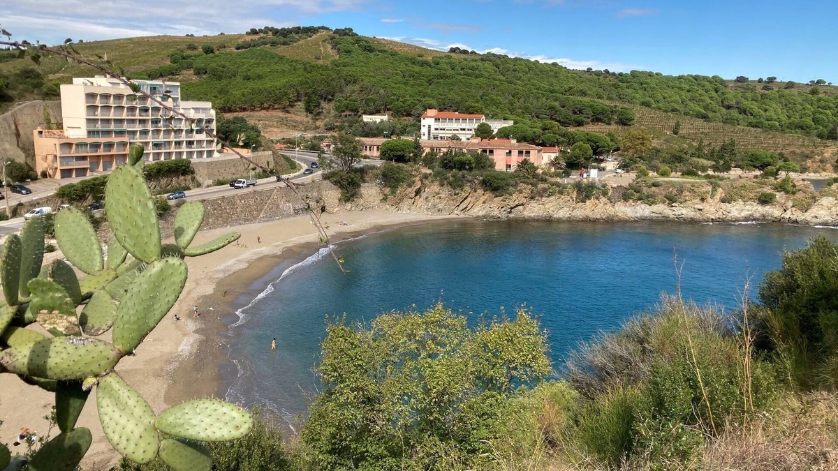 Banyuls-sur-Mer Villa | Soothing 4-bedroom villa in Banyuls-sur-Mer with WiFi, AC