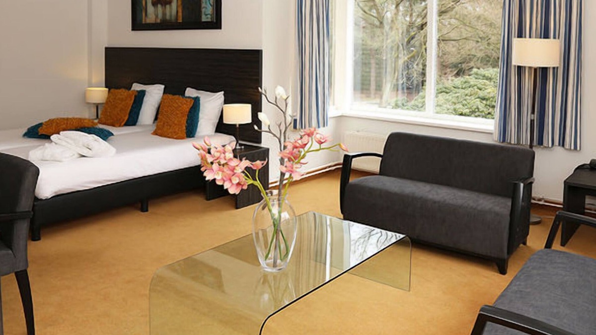 De Bult Hotel | Soothing Nature Escape | Nature Parks & Local Attractions