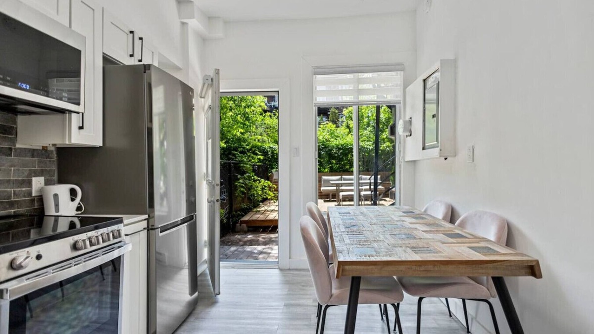 Sainte-Marie Apartment | Sophisticated 3BR with Outdoor Retreat