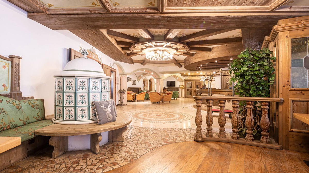 Campitello di Fassa Hotel | Soreghes