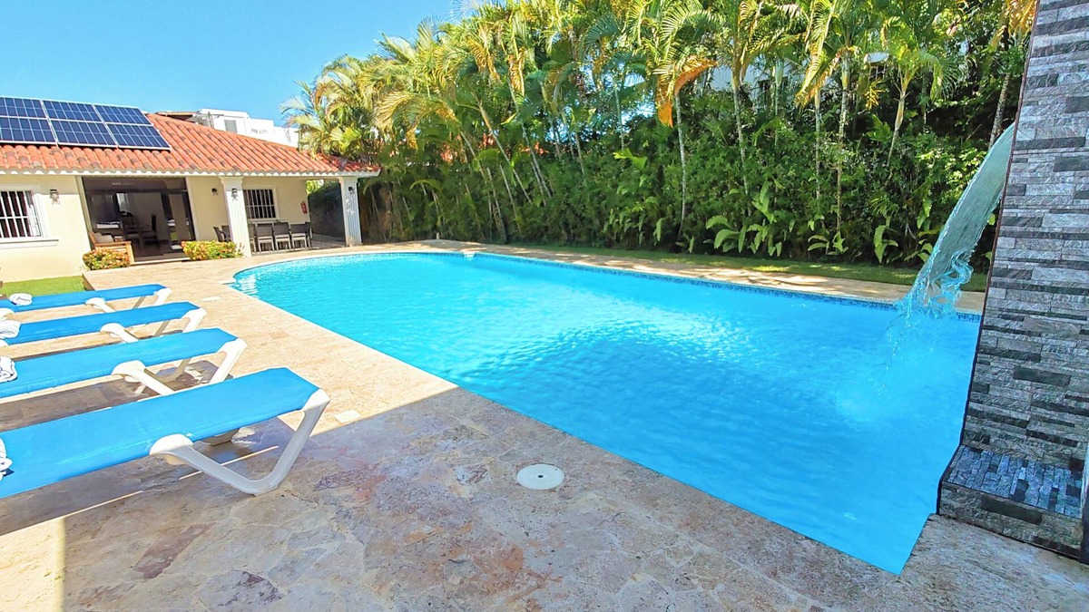 Villas Ana Maria Villa | SOS 5BR Poolside Haven +Bonus