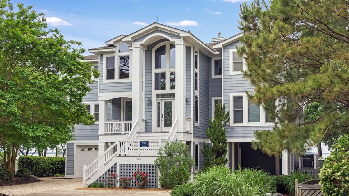 Corolla Light House | Sound Sational OBX: Awesome Views, Pool, Elevator