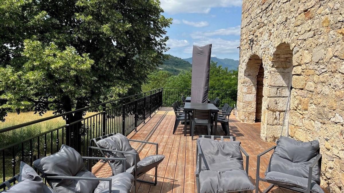 Chassagnes House | SOUTH ARDECHE Large house sleeps 22 near river in the middle of vineyards
