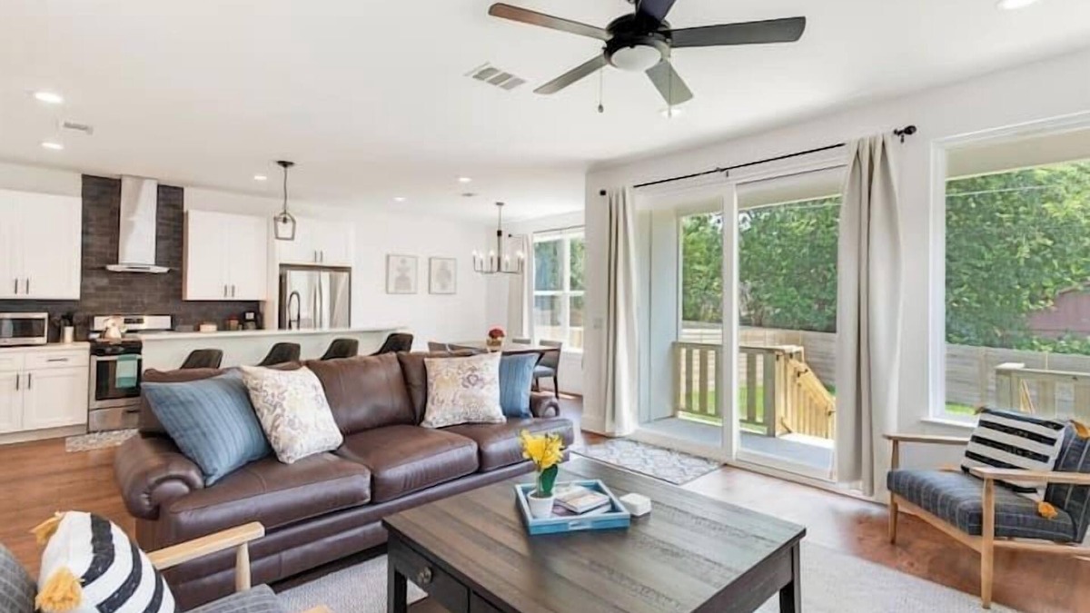 Franklin Park House | South Austin, 3 Bedrooms, Luxury Kitchen