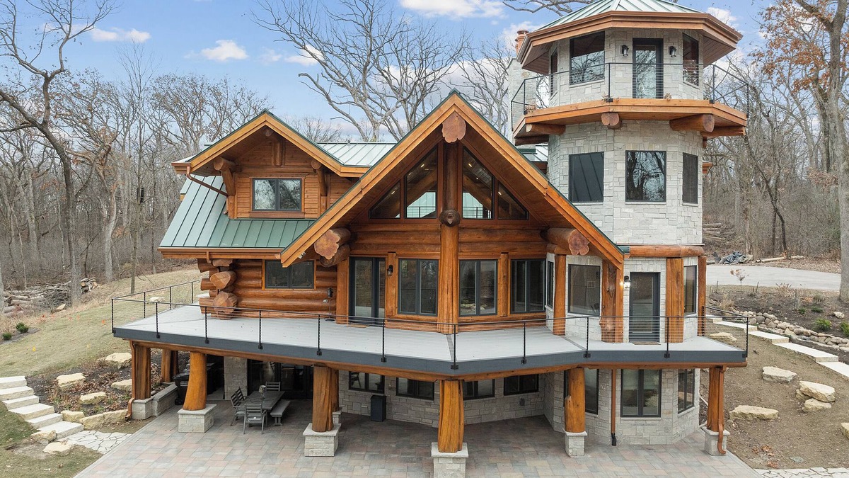 Zenda House | South Elder Acres: Log Cabin w/Indoor Pool