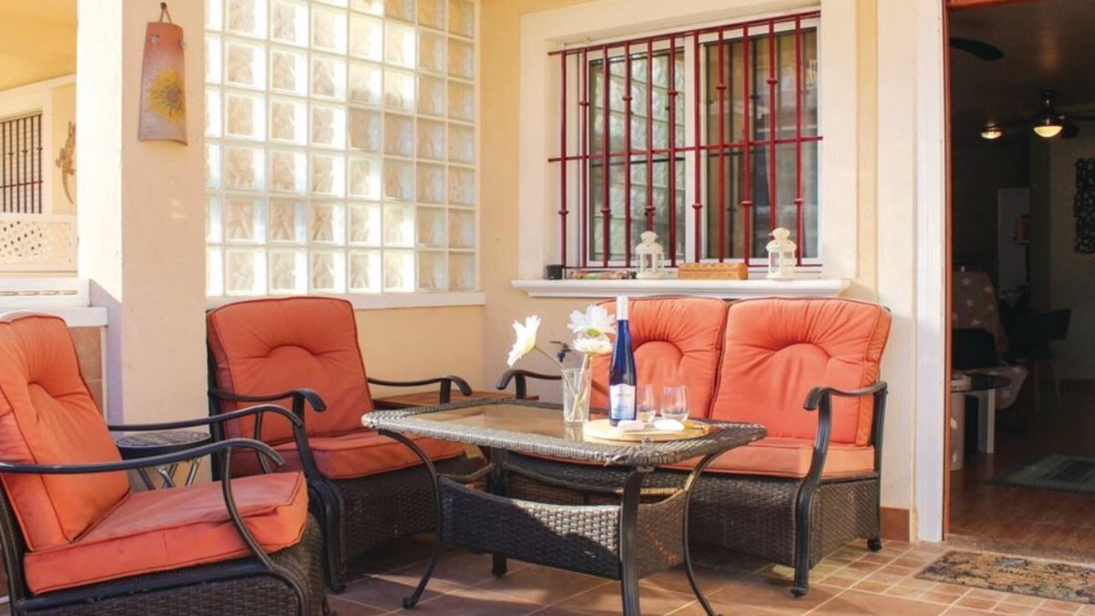 Los Imbernones Condo | South facing apartment with large terrace