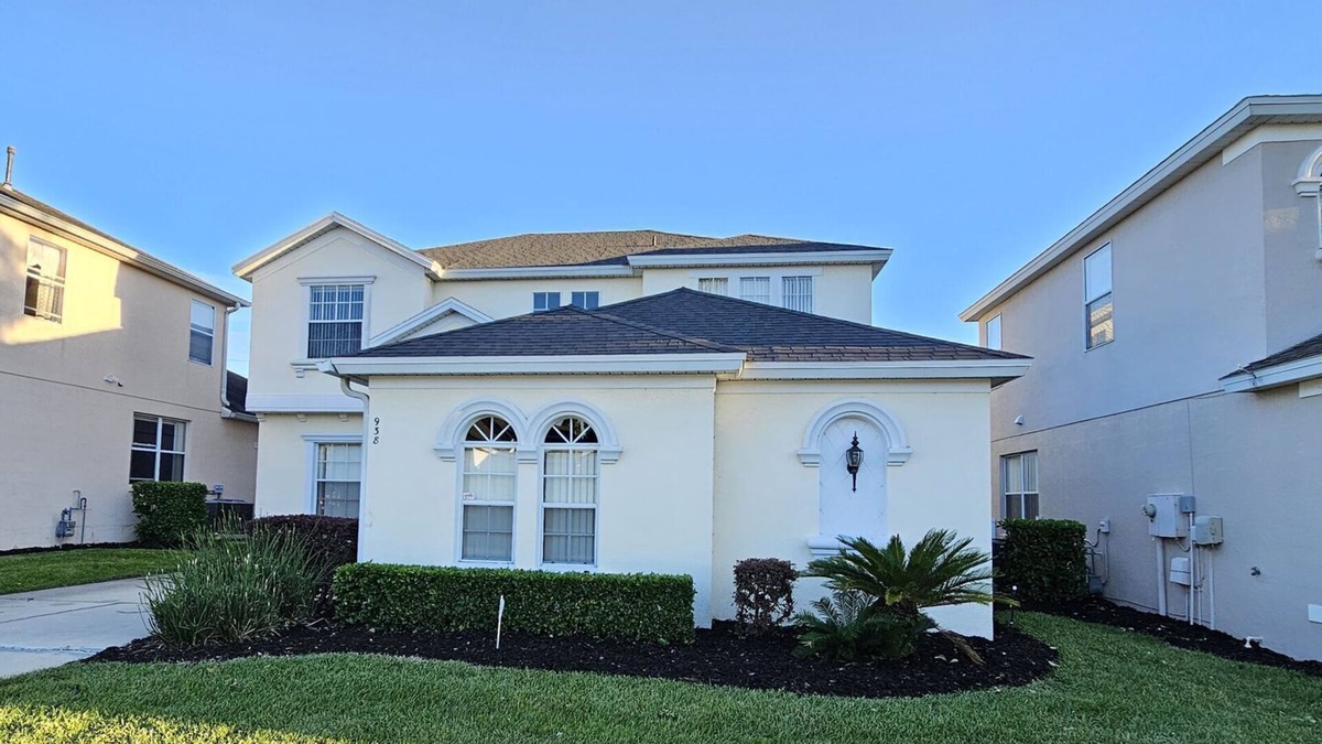Calabay Parc House | South face Private spa and pool, game room, WiFi, washer/dryer, 11 miles to Disney