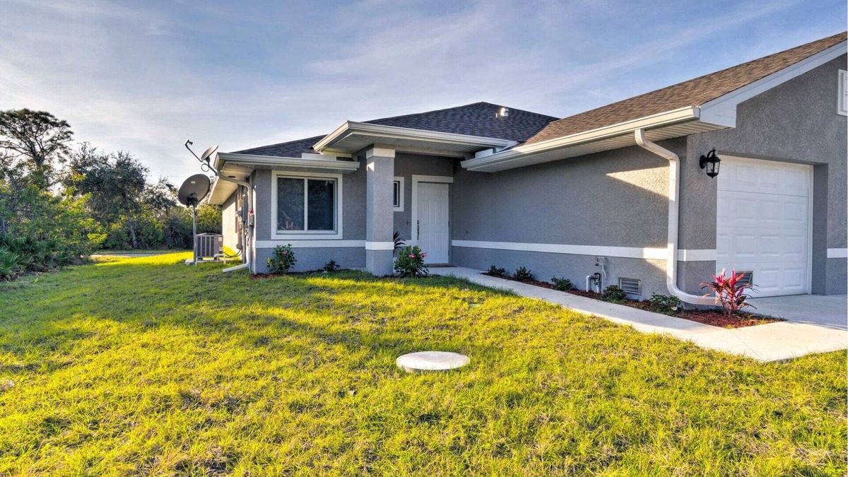 Port Charlotte House | South Gulf Cove Villa