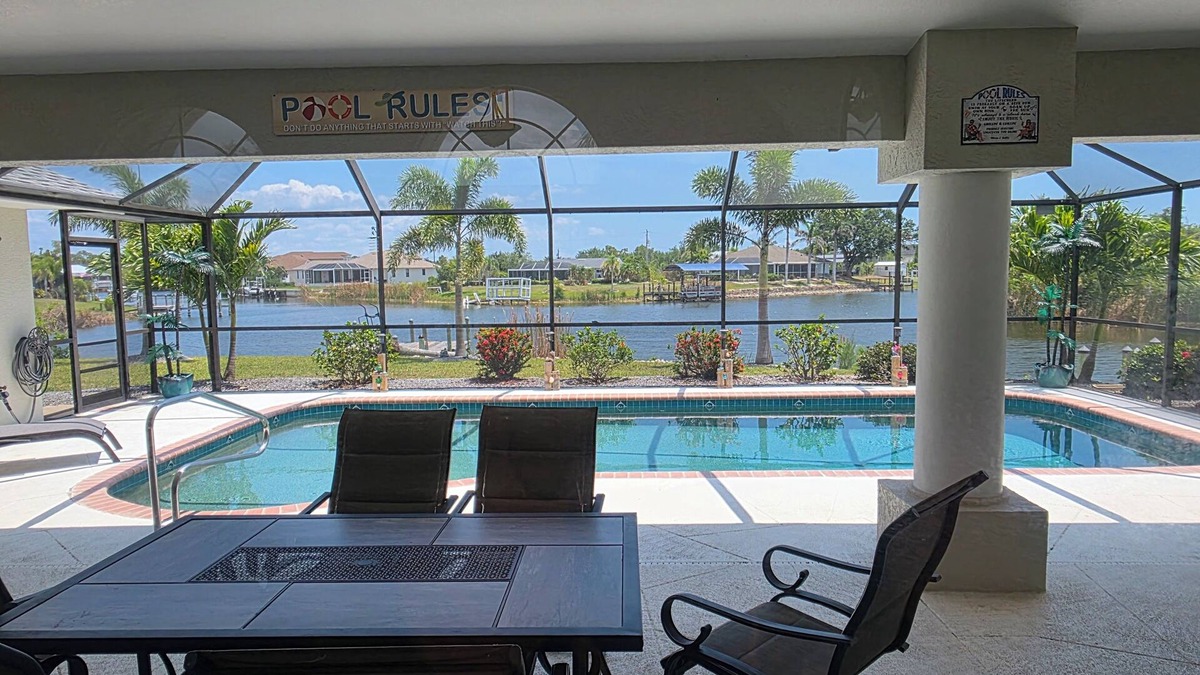 South Gulf Cove House | South Gulf Cove Canal 3 Bdrm Home w a Private Pool