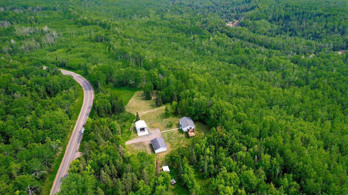 South Range House | South Range Home - 6 Mi to Lake Superior!