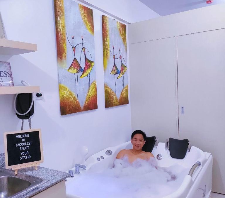 Las Pinas Apartment | South residence