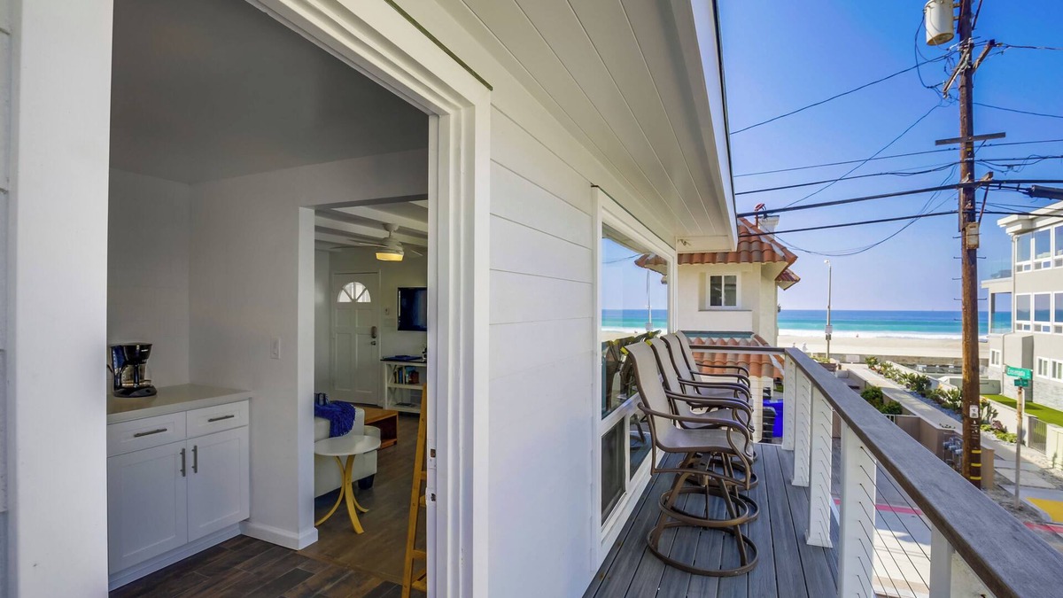 South Mission Beach Condo | South Shore Gem | Ocean View, Patio, BBQ
