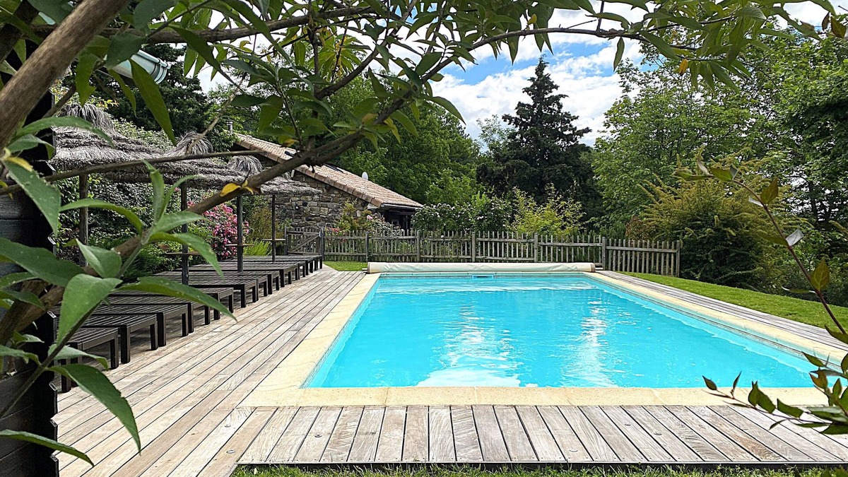 Sanilhac House | Southern Ardèche. Property in the middle of a wooded park + heated pool and SPA.
