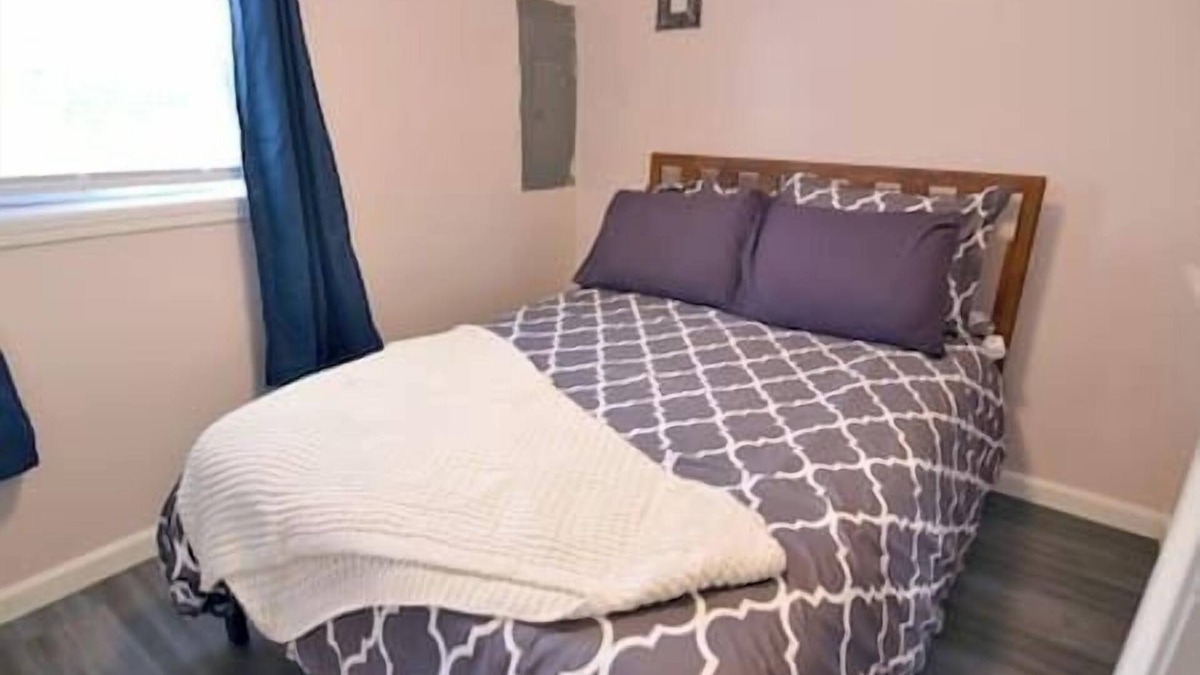 Bloomington House | Southern Bloom Cottage