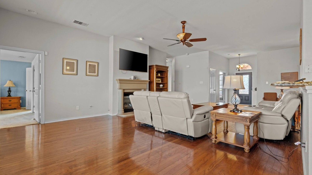 Fossil Creek House | Southern Charm Retreat 3Bed/2Bath