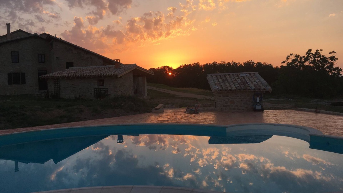 Larroque House | Southern France living at its best - Pool, Terraces, Relaxing Views on 16ha