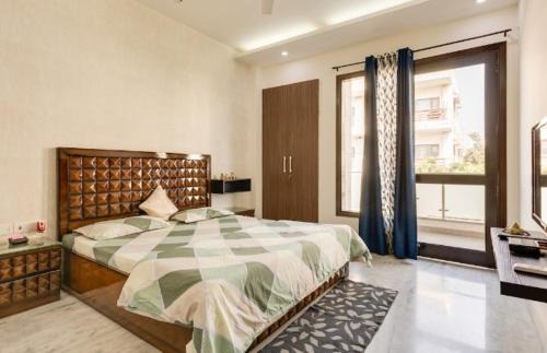 Bid Hotel | Southern Sky View