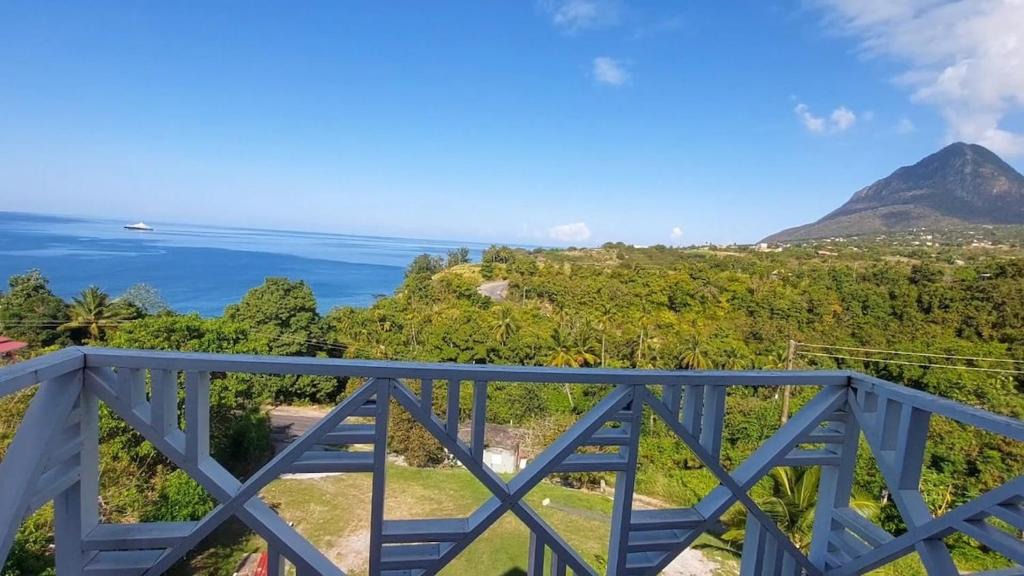 Choiseul Apartment | Southern Sunset Villa