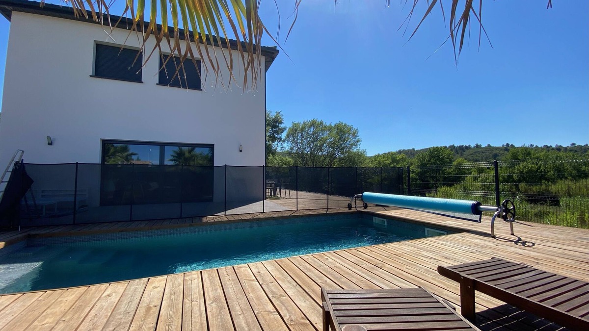Grabels House | Southern vacation villa