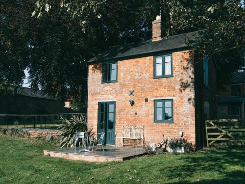 Braunston House | Southfield Cottage