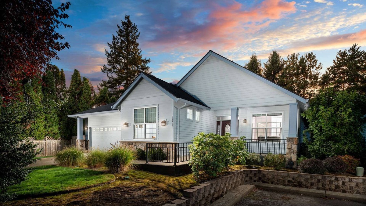 Greenburg House | Southwest Portland Single Level Wheelchair Accessible Home With Open Floor Plan With Ping Pong Table