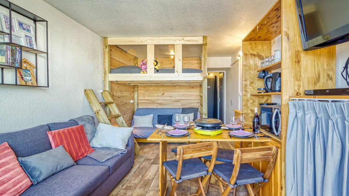 Le Corbier Apartment | Soyouz Vanguard by Interhome