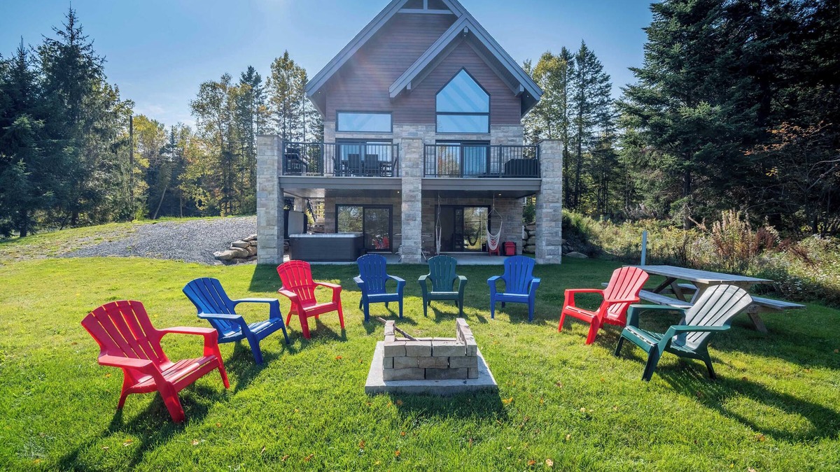 Lac-Etchemin Ski Chalet | Spa - Chalet la Barque du Bonheur