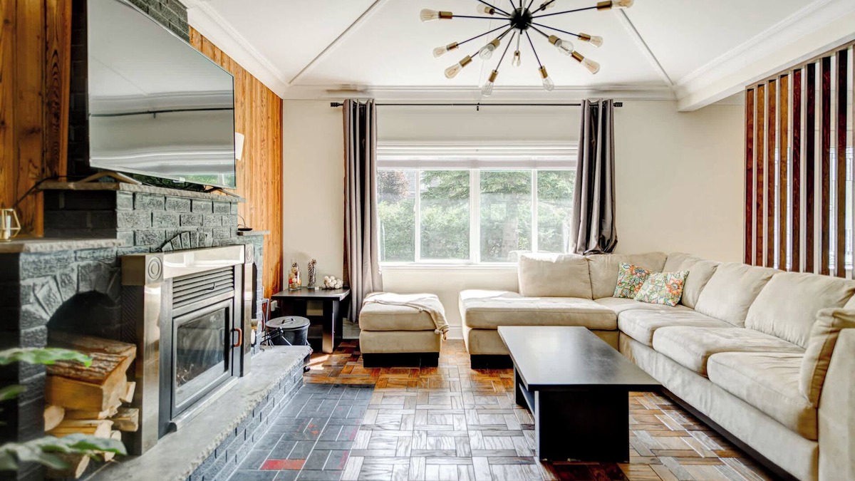 Rawdon Ski Chalet | Spa & Lake Access - The Lakeshore