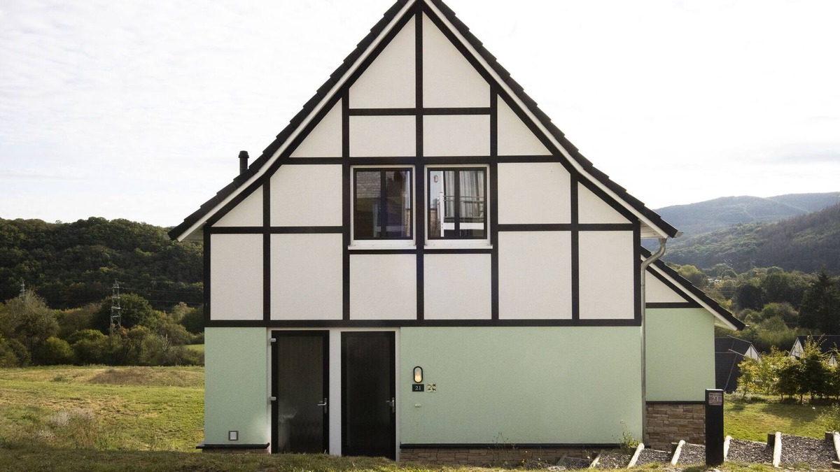 Heimbach Villa | Spa Retreat in Eifel Hills