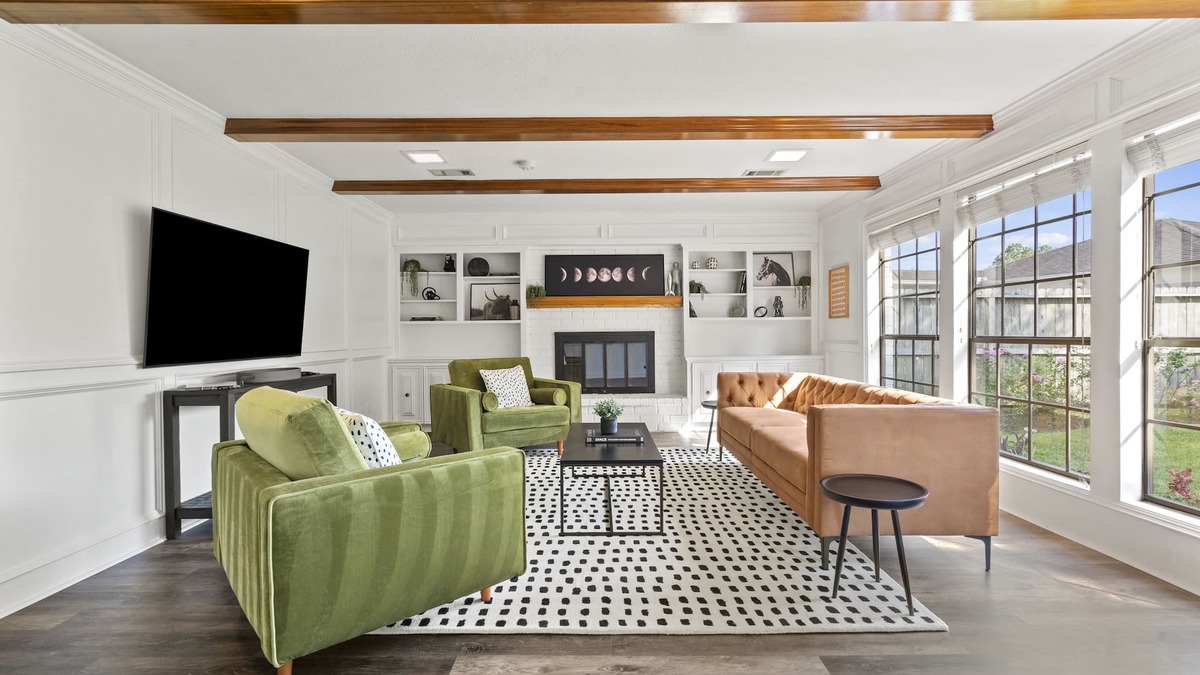Clear Lake House | SPACEous retreat with hot tub, high-speed wifi, and game room