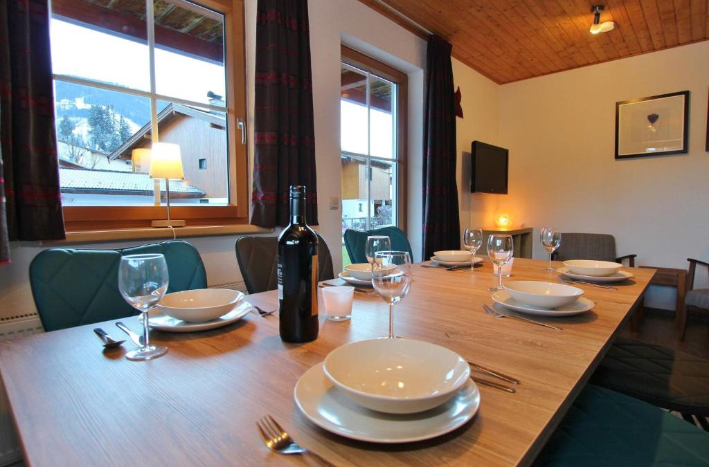 Saalfelden am Steinernen Meer Apartment | Spacious Apartment near Ski Area in Maria Alm