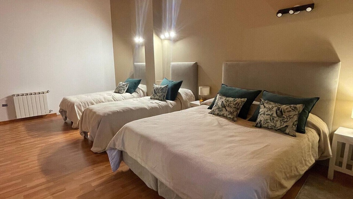 10 de Diciembre Apartment | Spacious Duplex, ideal for Families in Bariloche