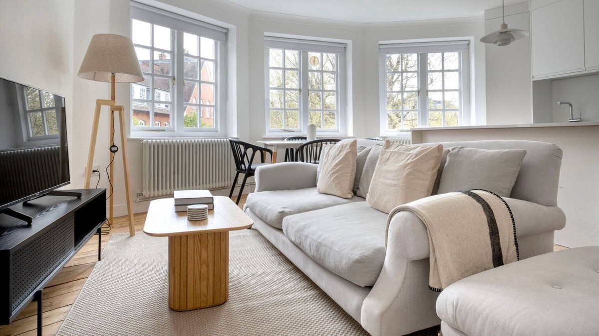 Vincent Square Apartment | Spacious 1BR in Pimlico, nr Train Station, by Bluegound