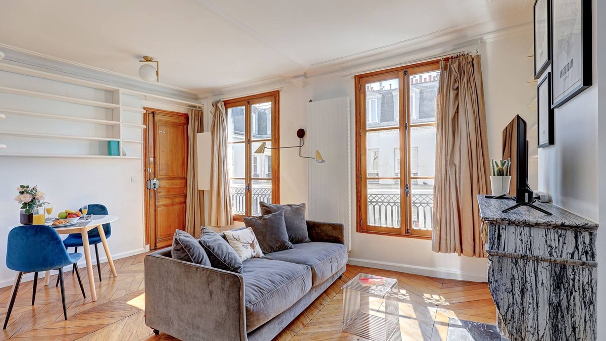 Archives Apartment | Spacious 1BR next to Places des Vosges - Marais