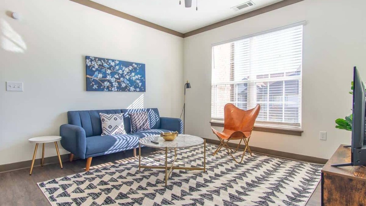 Middletown Apartment | Spacious 1BR Suite | Pool, Parking + Gym B