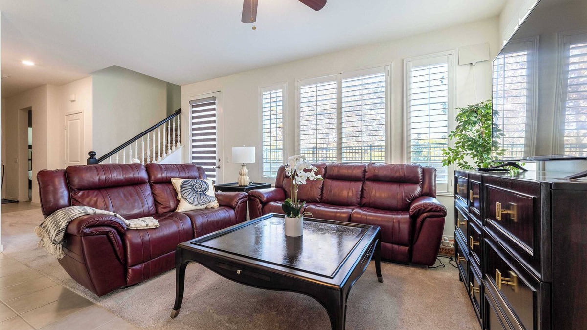 Valle Lindo House | Spacious 1st Floor Suite|Flexible Lease|Close to 60 Fwy|Family Focused #41628