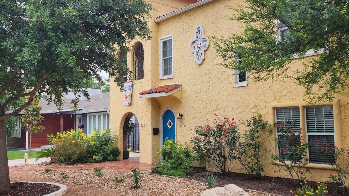 Jefferson Apartment | Spacious (2/1, 1100 sqf) - 5 -15 minutes to Airport, Downtown, SeaWorld, etc.