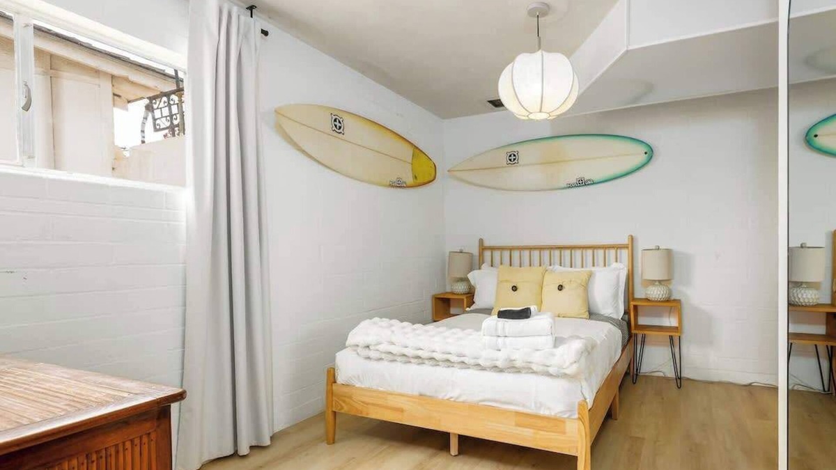 Olde Carlsbad House | Spacious 2 Bed in Carlsbad