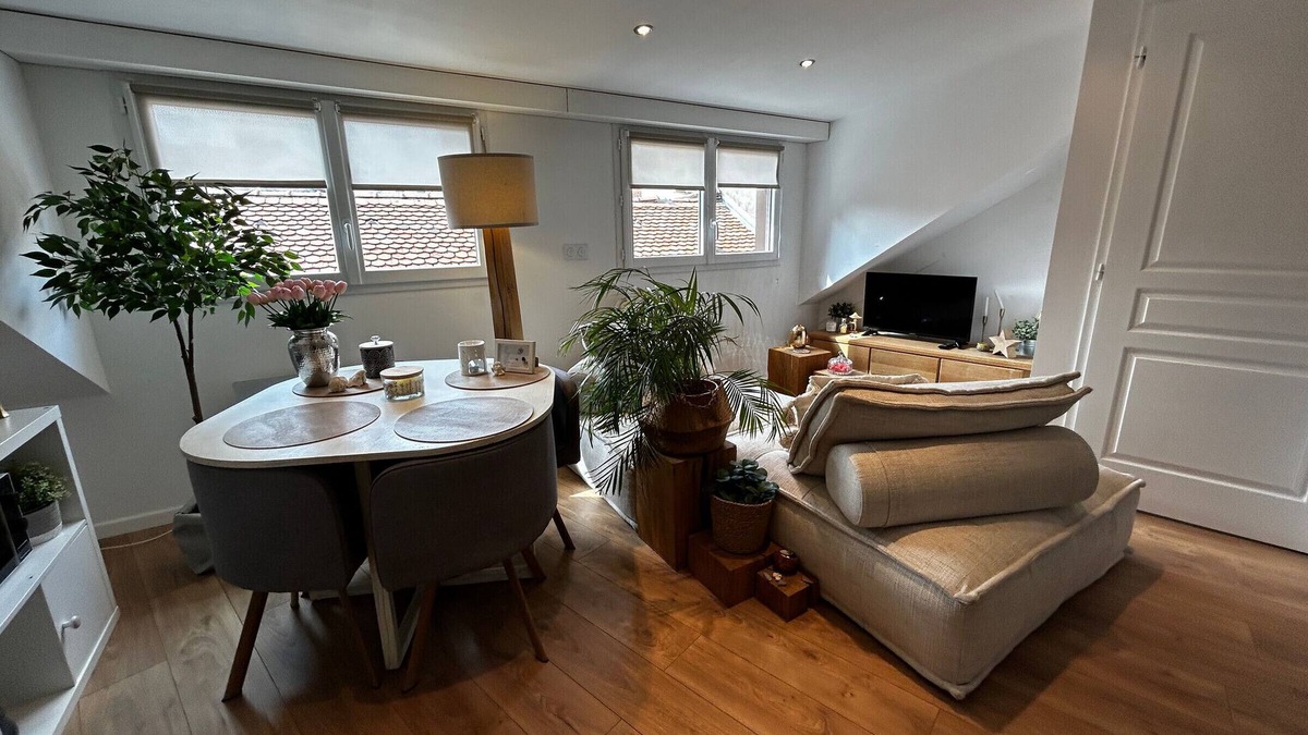 Evian-les-Bains Apartment | Spacious 2-bedroom apartment in Evian center with parking option