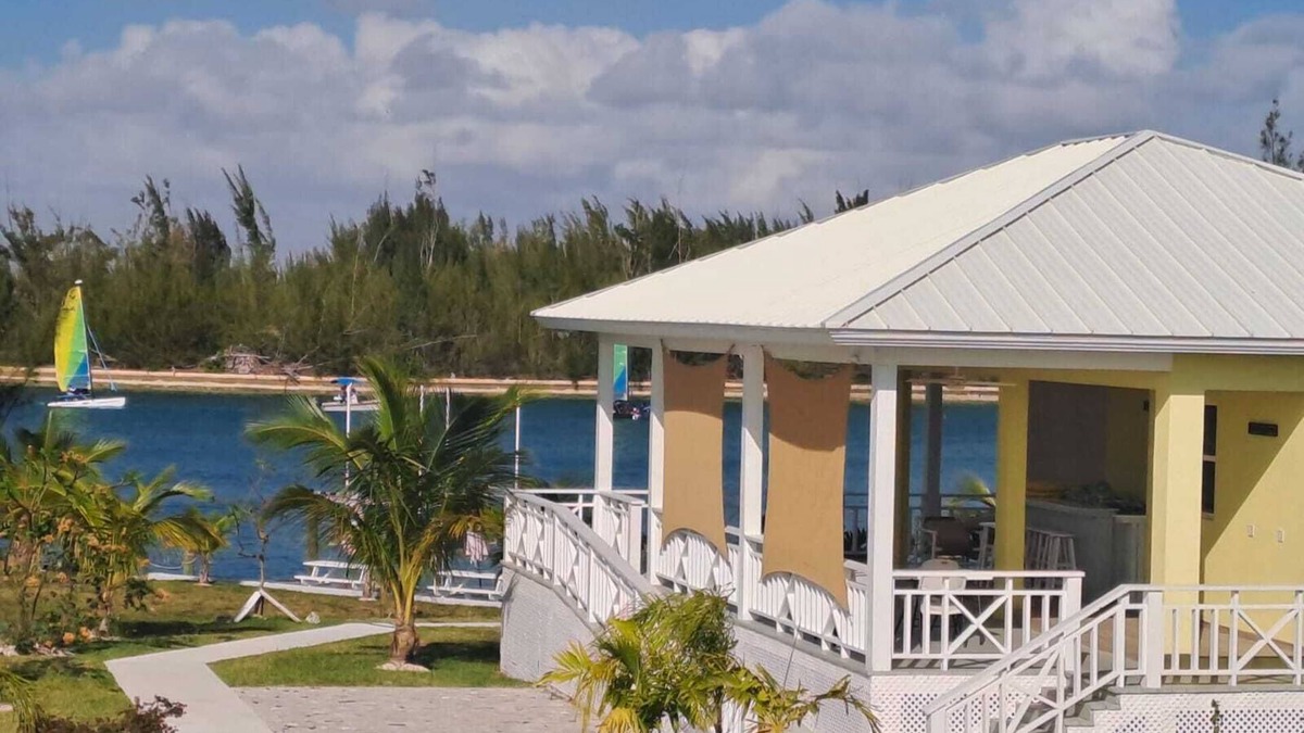 Freeport Apartment | Spacious 2 Bedroom Apartment: Pool, Clubhouse, Dock -Da Bahamian Life Vacations
