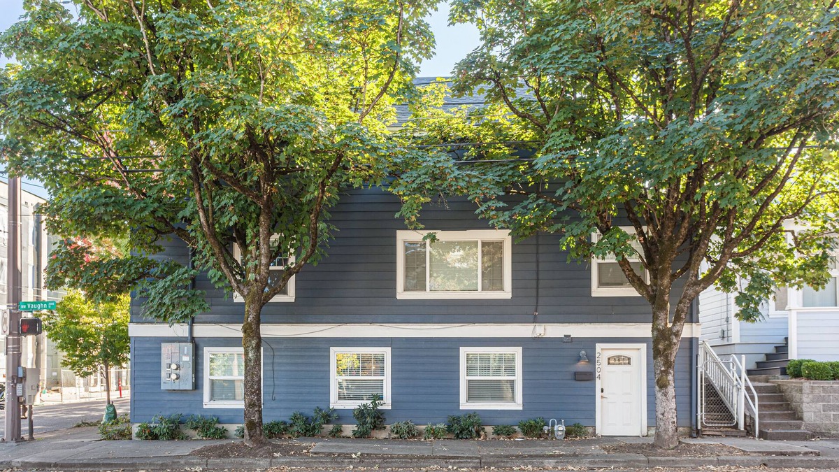 Uptown House | Spacious 2 Bedroom Apartment in Prime NW Location