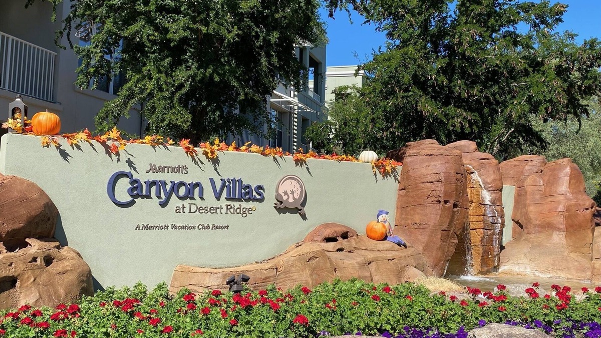 Desert Ridge Resort | Spacious 2-Bedroom Condo at Marriott's Canyon Villas + Full Resort Access!