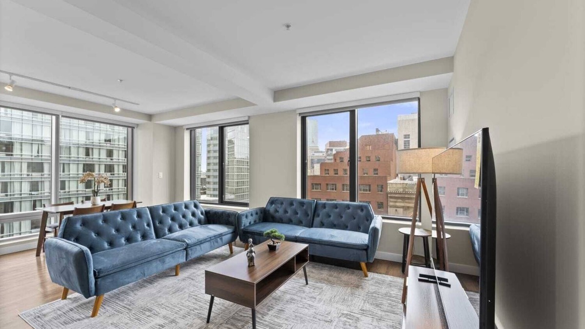 Theatre District Apartment | Spacious 2BR 2BA Condo Boston Downtown
