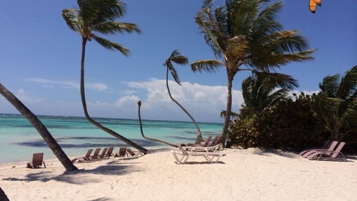 Punta Cana Apartment | Spacious 3 BDR fully-equipped condo with pool and golf view