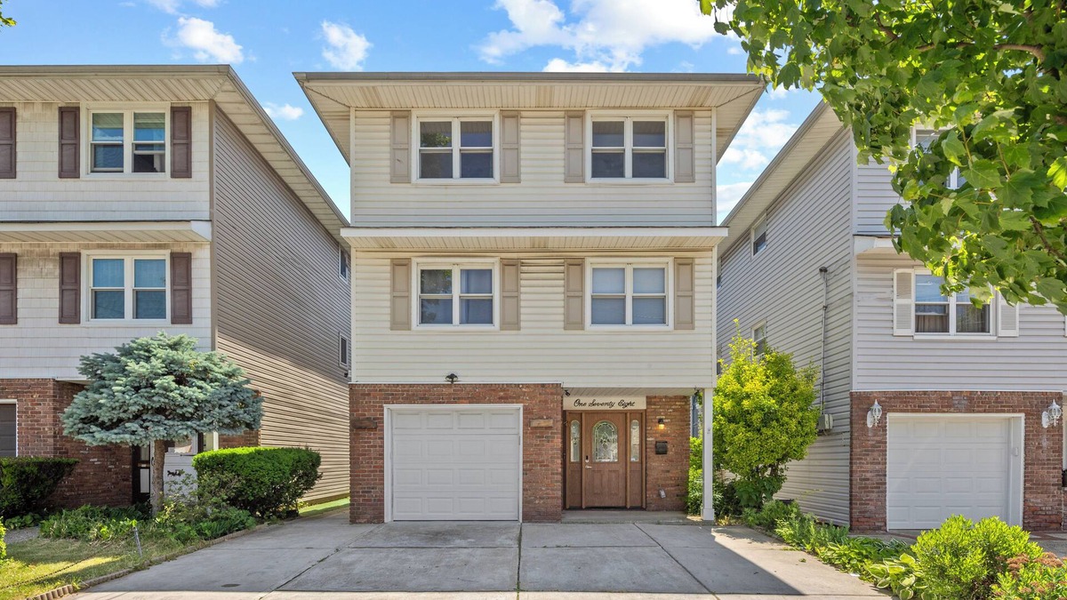 Constable Hook Apartment | Spacious 3 BDR | Near NYC, Cruise Port, Statue of Liberty | Free Parking