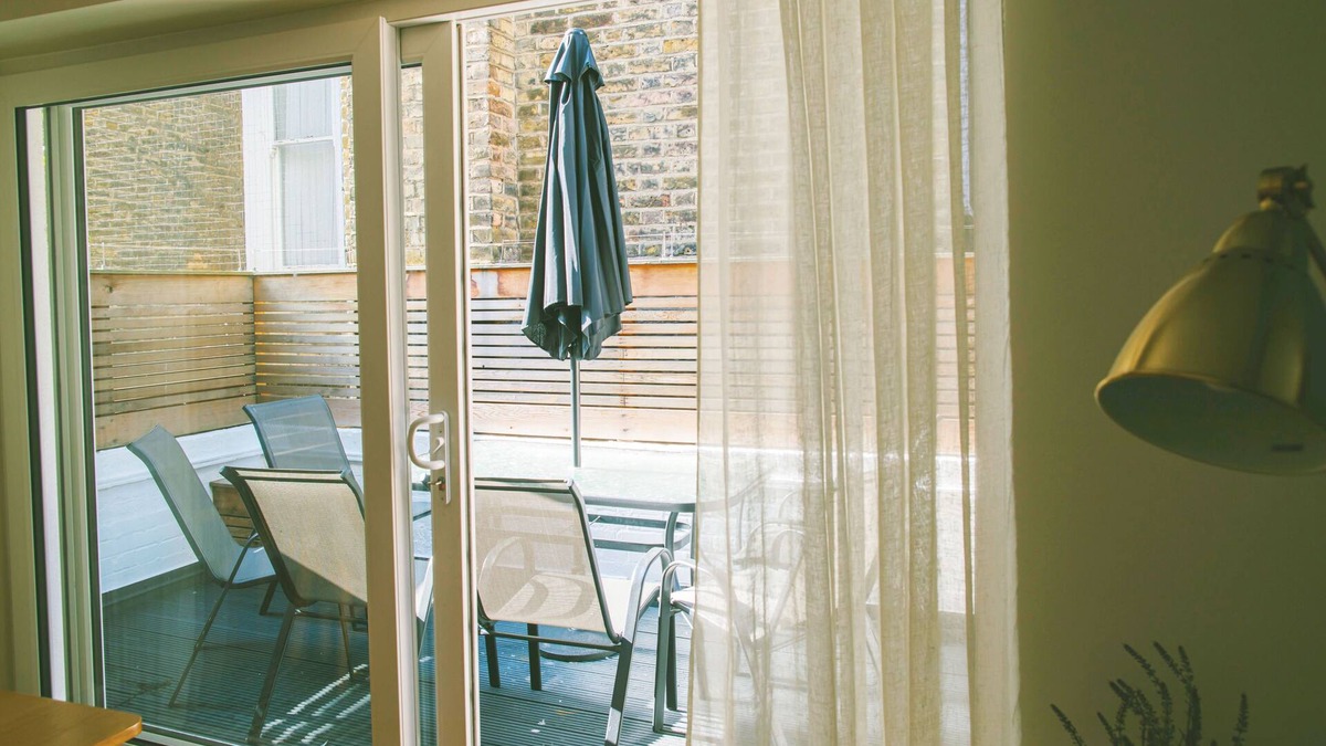 South Kensington Apartment | Spacious 3 Bedroom Apartment in South Kensington near Museums