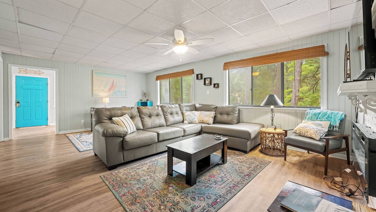 Carova Beach House | Spacious 3-bedroom home with WiFi, smart TVs, in the peaceful 4x4 area of Corova
